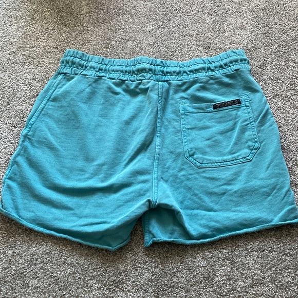 3 YLA Shorts - Picture 7 of 9